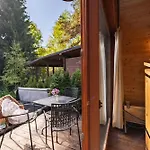 Pinusvillas Private Jacuzzi & Phyto-sauna Zheleznitsa