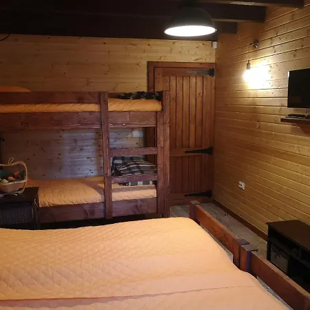 בית נופש Pinus With Private Jacuzzi & Phyto-sauna Retreat Zheleznitsa