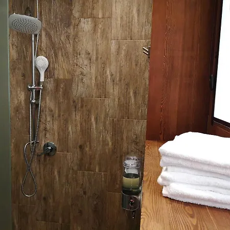 Pinusvillas Private Jacuzzi & Phyto-sauna Nyaraló Zseleznica