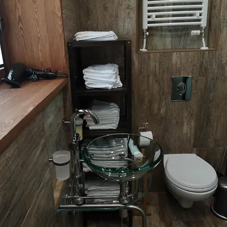 Pinusvillas Private Jacuzzi & Phyto-sauna Zseleznica