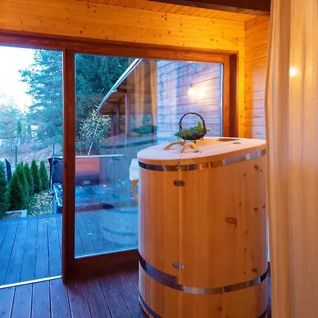 Pinus With Private Jacuzzi & Phyto-sauna Retreat *