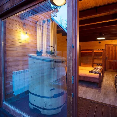 Pinusvillas Private Jacuzzi & Phyto-Sauna *