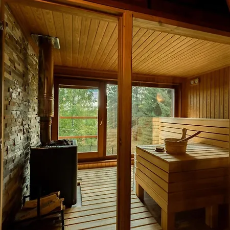 Pinusvillas Private Jacuzzi & Phyto-Sauna
