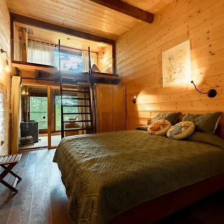 Pinusvillas Private Jacuzzi & Phyto-sauna Zseleznica