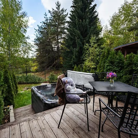 Hébergement de vacances Pinusvillas Private Jacuzzi & Phyto-sauna Zheleznitsa