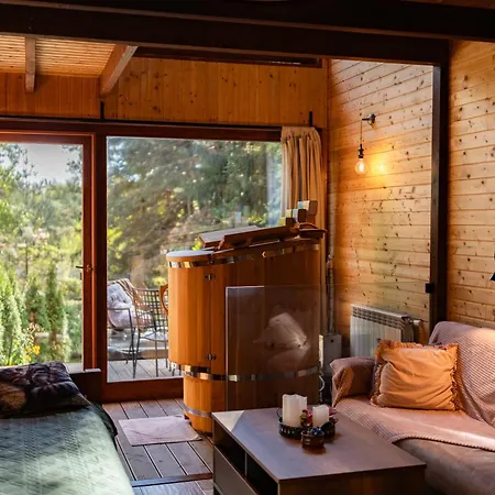 Pinusvillas Private Jacuzzi & Phyto-sauna Nyaraló Zseleznica