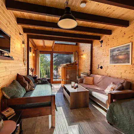 Nyaraló Pinusvillas Private Jacuzzi & Phyto-sauna Zseleznica