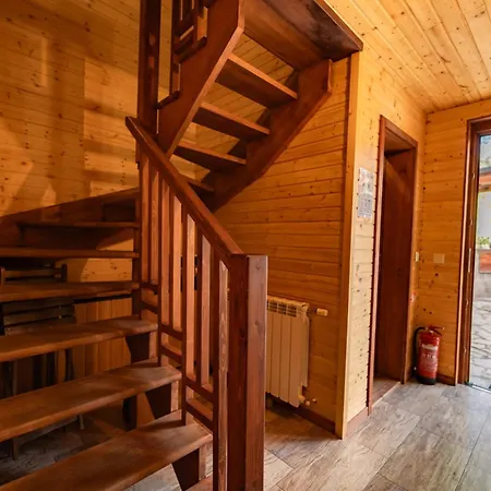 Nyaraló Pinusvillas Private Jacuzzi & Phyto-sauna Zseleznica