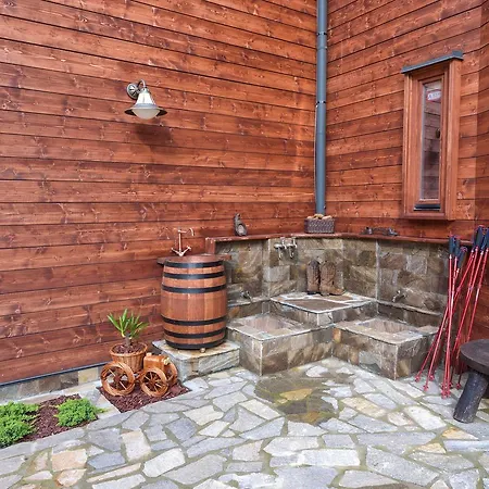 Pinus With Private Jacuzzi & Phyto-sauna Retreat Дом отдыха