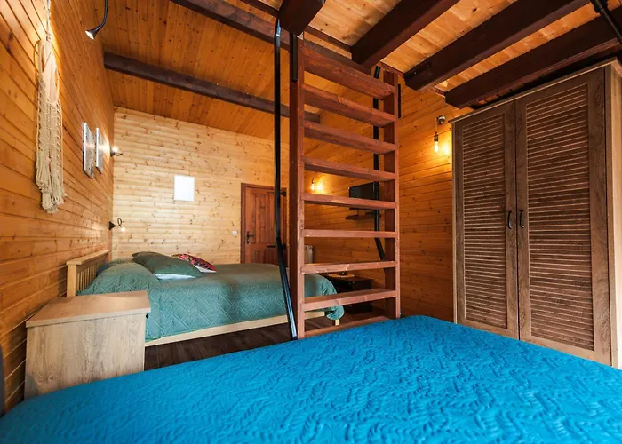 Pinusvillas Private Jacuzzi & Phyto-sauna Zheleznitsa