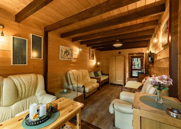 Ваканционна къща Pinusvillas Private Jacuzzi & Phyto-sauna *