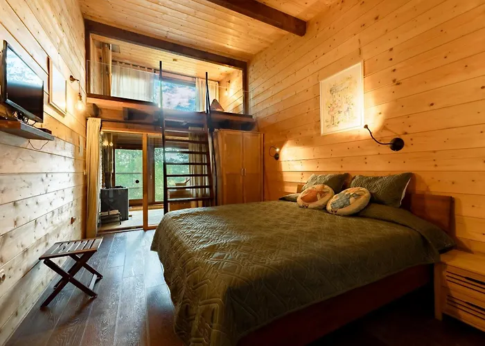 Pinusvillas Private Jacuzzi & Phyto-sauna Zheleznitsa