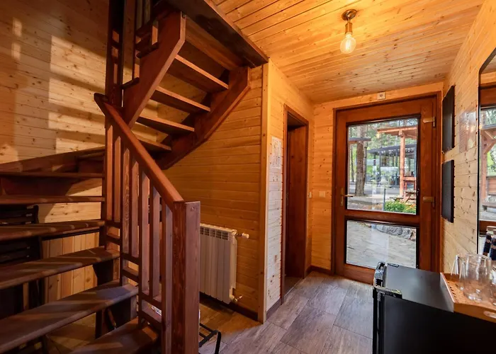 Pinusvillas Private Jacuzzi & Phyto-sauna Ваканционна къща