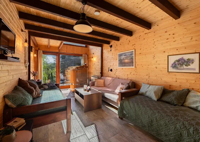 Pinusvillas Private Jacuzzi & Phyto-sauna Ваканционна къща *